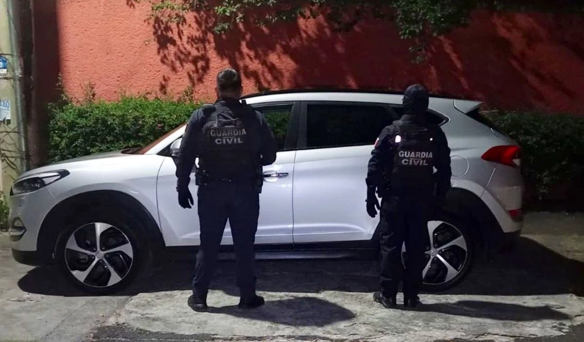 En tanto, esta mañana en una brecha que conduce de la localidad Los Naranjos a la cabecera municipal de Indaparapeo, a unos 30 kilómetros de Morelia, fueron localizados los restos desmembrados, en donde había un mensaje que presentaba las siglas CJNG. Foto  