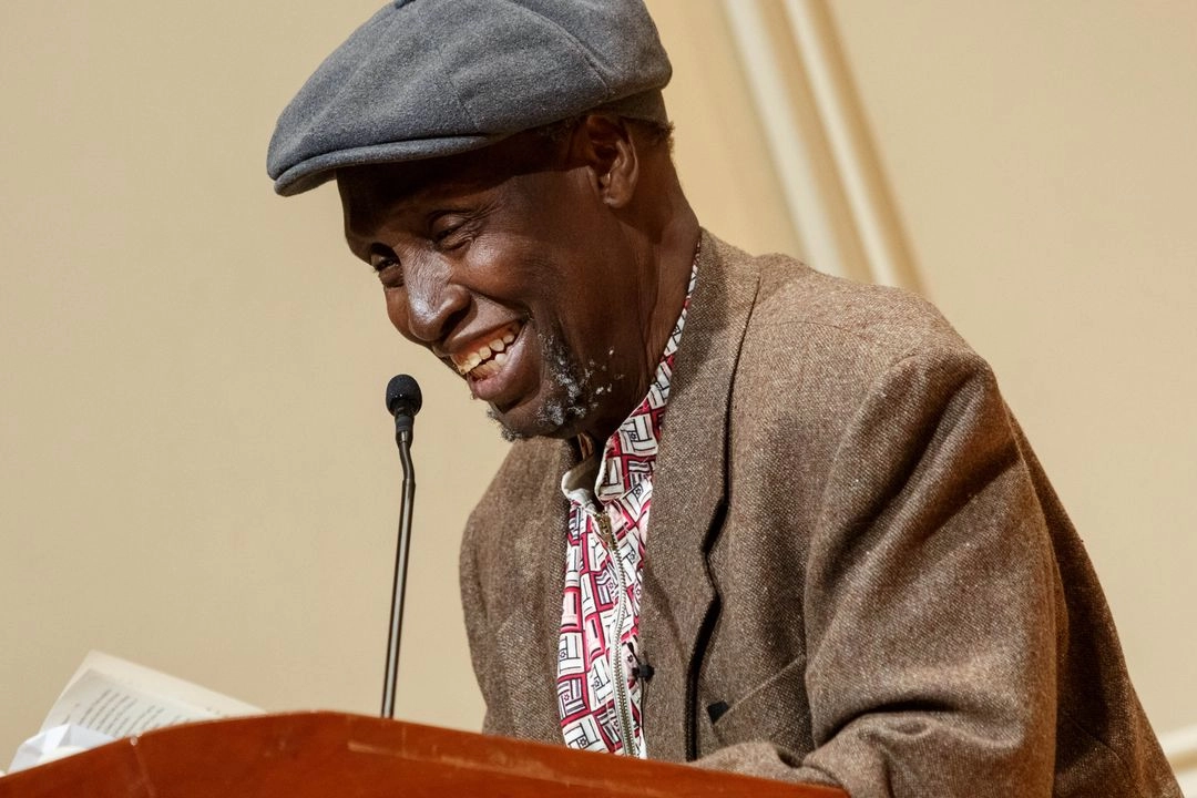 El destacado escritor keniano Ngugi wa Thiong'o, murió este 28 de mayo de 2025, a los 87 años. Foto 