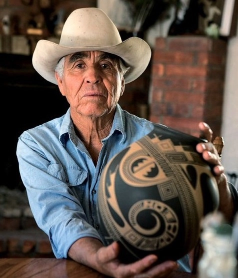 Juan Quezada, maestro alfarero de Chihuahua falleció este viernes. Foto Fonart