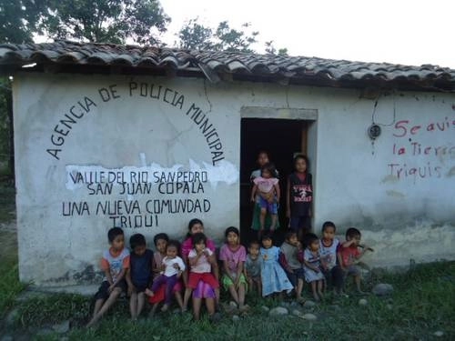 Resultando lesionadas las religiosas L.C.M. y G.C.J. esta última falleció cuando era trasladada para si atención médica, mientras que L. C. M. se encuentra estable recibiendo atención. Foto Octavio Vélez / archivo