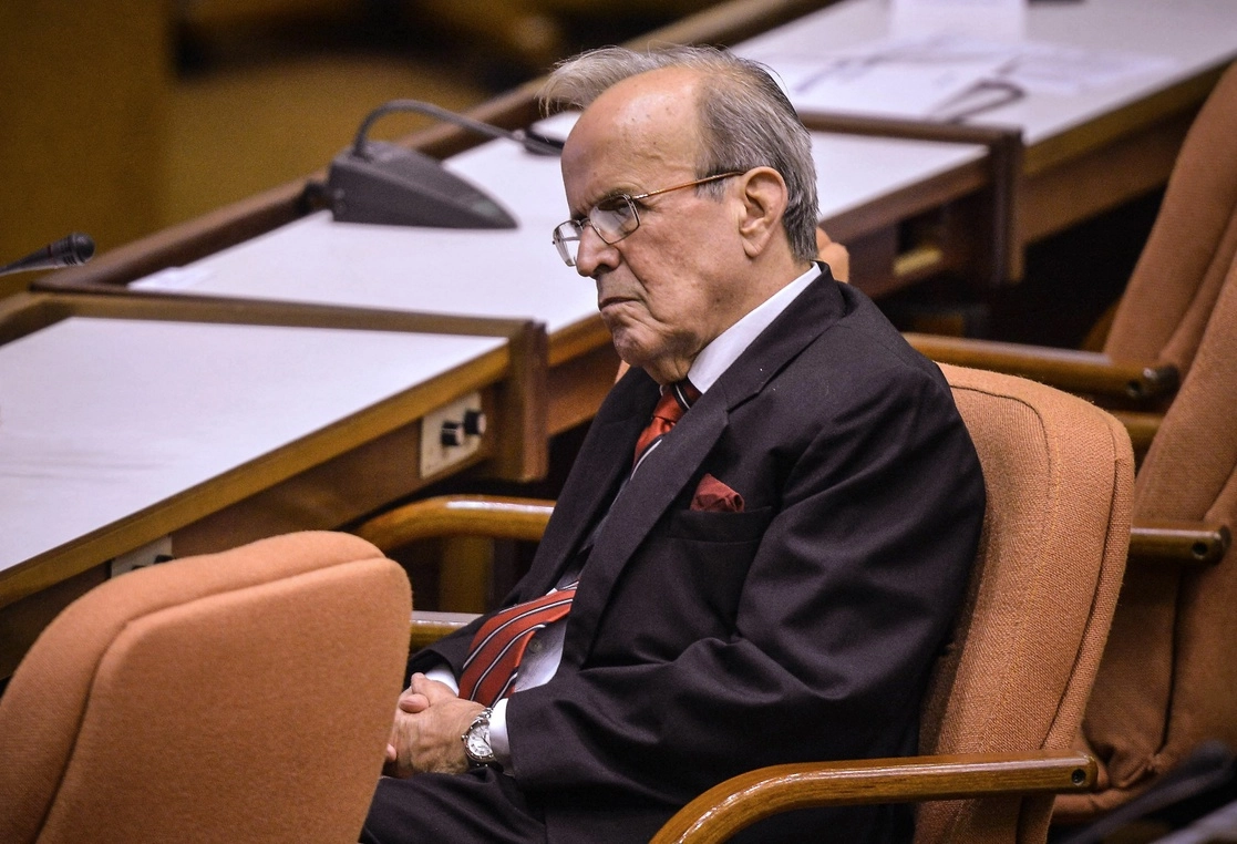 En imagen de archivo, Ricardo Alarcón participa en una reunión de la Asamblea Nacional  en el Palacio de las Convenciones de La Habana. Foto  Afp