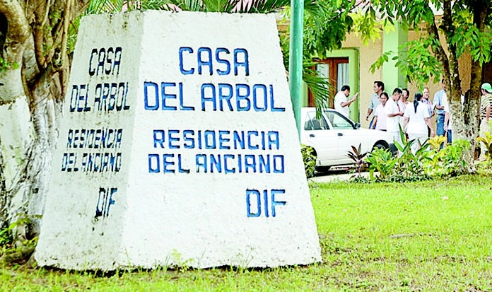 Exterior del asilo de ancianos