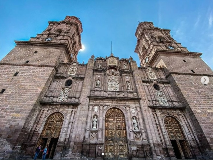La Arquidiócesis de Morelia dio a conocer que del 18 de junio a la fecha ha registrado el deceso de cinco de sus integrantes debido a la enfermedad causada por el virus SARS-CoV-2. Foto tomada de Instagram @arquidiocesisdemorelia