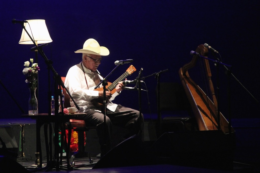 Don Andrés Vega, guardian of the son jarocho, died at the age of 93