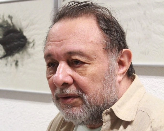 El dramaturgo yucateco Fernando Muñoz. Foto tomada de X @desdebalcon.