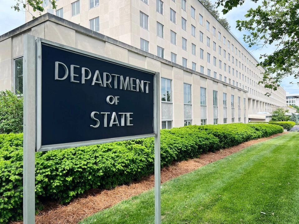 El mensaje difundido por la Oficina de Asuntos del Hemisferio Occidental de Estados Unidos (Bureau of Western Hemisphere Affairs) destacó que ambos países continúan trabajando juntos “para combatir a los cárteles y a los actores corruptos que los apoyan”. 
