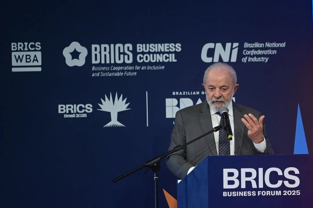 El presidente Luiz Inácio Lula da Silva habla durante la apertura del Foro Empresarial del BRICS. Foto 