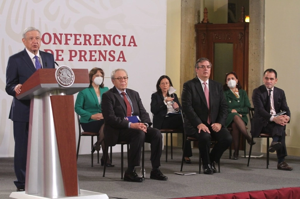 El presidente Andrés Manuel López Obrador durante su conferencia de prensa en Palacio Nacional, en la Ciudad de México, el 13 de octubre de 2020. Foto Cuartoscuro