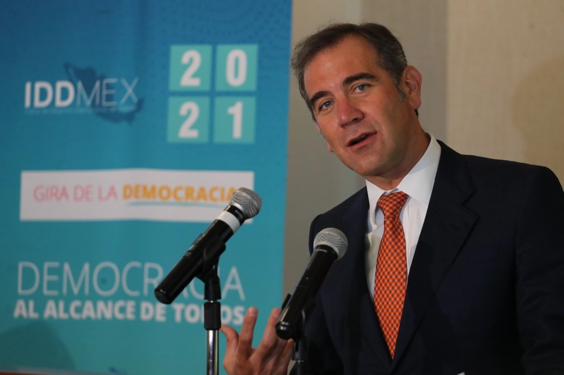 El consejero presidente del INE, Lorenzo Córdova. Foto Roberto García Ortiz / Archivo
