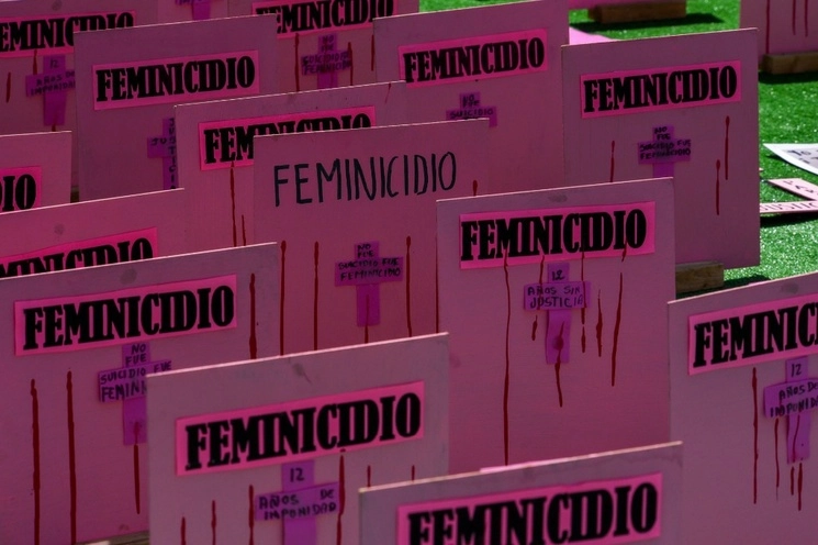 Familiares y amigos exigieron justicia para Milagros, la mujer que fue asesinada a puñaladas por parte de un desconocido. Foto Cuartoscuro 