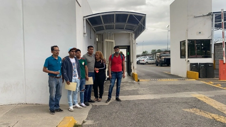 Familiares de víctimas durante la protesta. Foto Martín Sánchez 