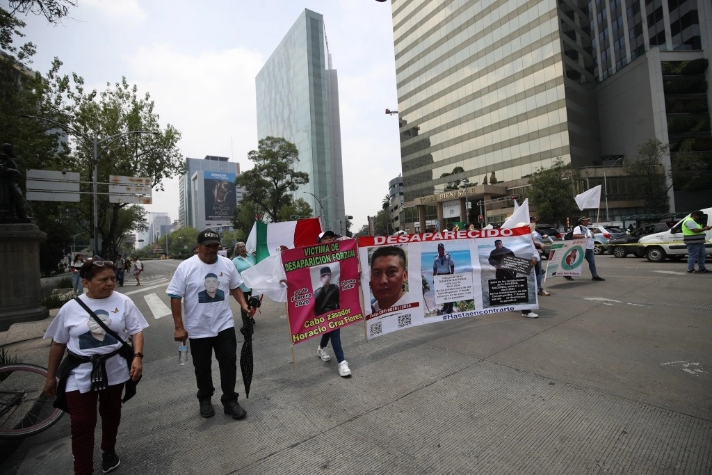 Familiares de personas desaparecidas marchan en CDMX, el  30 de agosto de 2024. Foto Yazmín Ortega Cortés