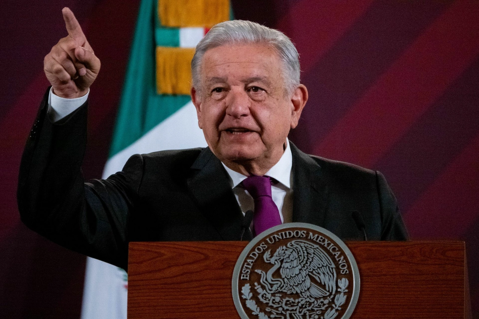 El presidente Andrés Manuel López Obrador dijo en su conferencia matutina en Palacio Nacional que “van a estar todas los medicamentos que se utilizan para tener todos las enfermedades”, el 21 de noviembre de 2023. Foto Cuartoscuro 