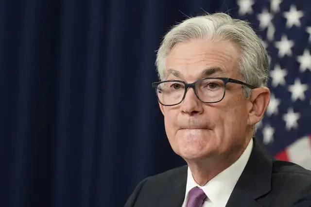 Otro aumento "inusualmente grande" de las tasas de interés puede ser apropiado en la reunión de septiembre de la Fed, pero la decisión estará determinada por los datos económicos, dijo Jerome Powell. Foto Ap
