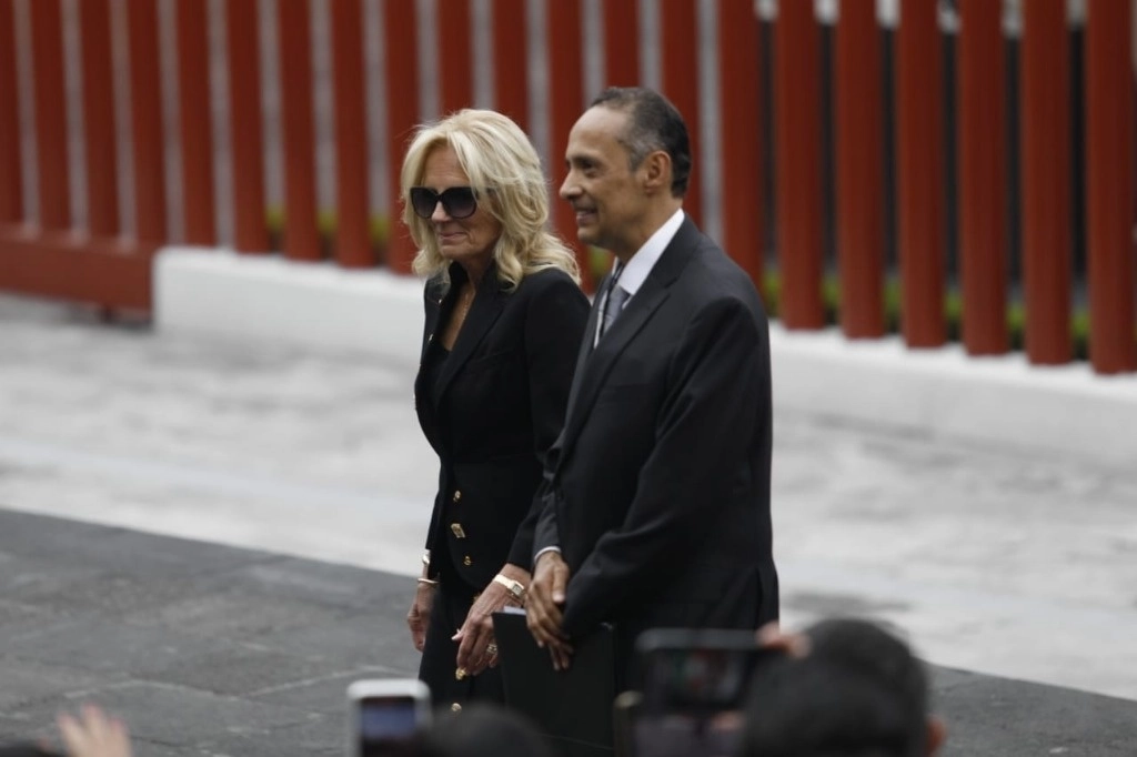 Llegada de la primera dama de Estados Unidos, Jill Biden, a la Cámara de Diputados, para la toma de protesta de Claudia Sheinbaum como presidenta de México, el 1 de octubre de 2024. Foto Jorge Ángel Pablo García