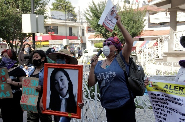 En la protesta se dieron cita familiares de víctimas- Foto Diana Ramón