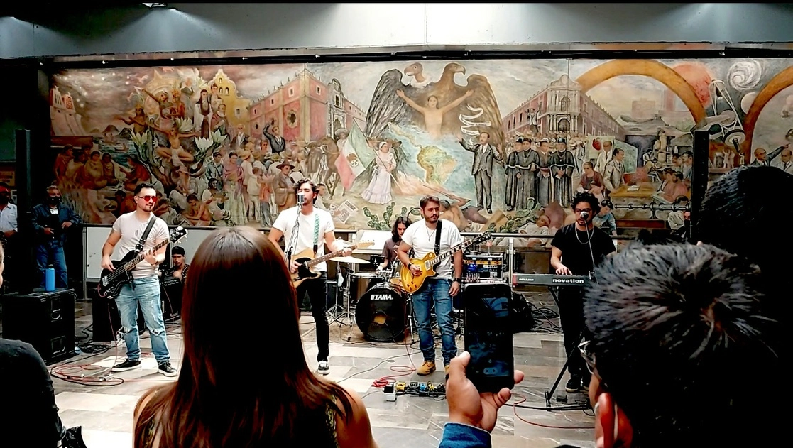 The Quiet Brothers, en la estación Universidad. Foto cortesía Feroz



