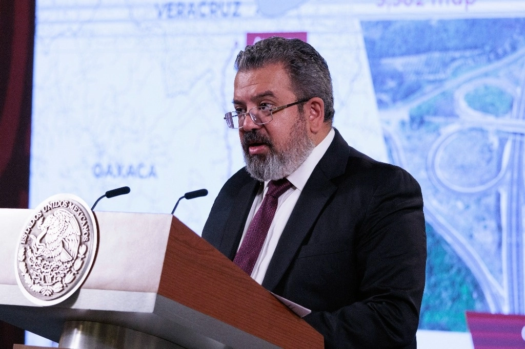 El secretario de Infraestructura, Comunicaciones y Transportes, Jorge Nuño, durante la conferencia presidencial matutina en Palacio Nacional, en la Ciudad de México, el 18 de enero de 2024. Foto Presidencia