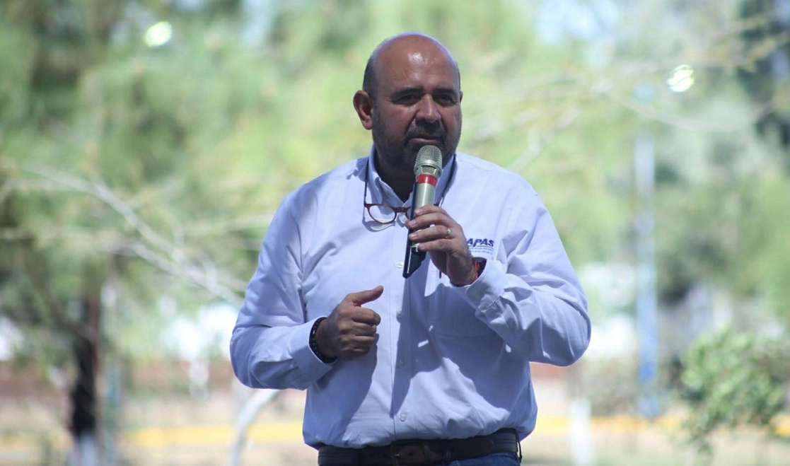 El presidente municipal de Silao, Carlos García Villaseñor, ayer durante un evento en el en el EcoParque los Eucaliptos. Foto tomada del sitio https://www.facebook.com/SilaoMunicipio / Archivo
