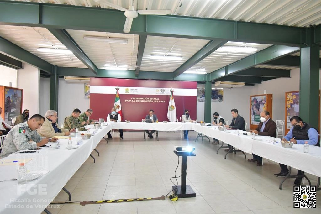 Sesión de trabajo de la Fiscalía General del Estado de Veracruz. Foto tomada del Twitter de @FGE_Veracruz / Archivo