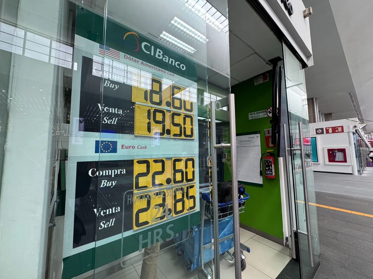 Fachada de una sucursal de CIBanco.