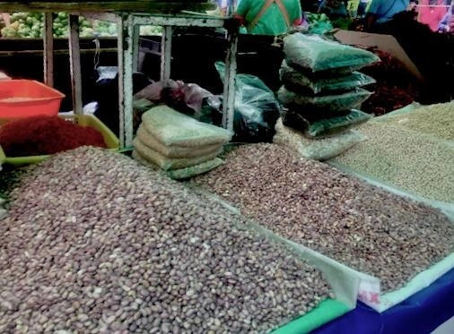 Es necesaria una vinculación con los estados del norte del país para la producción de frijol, afirman especialistas. Foto La Jornada
