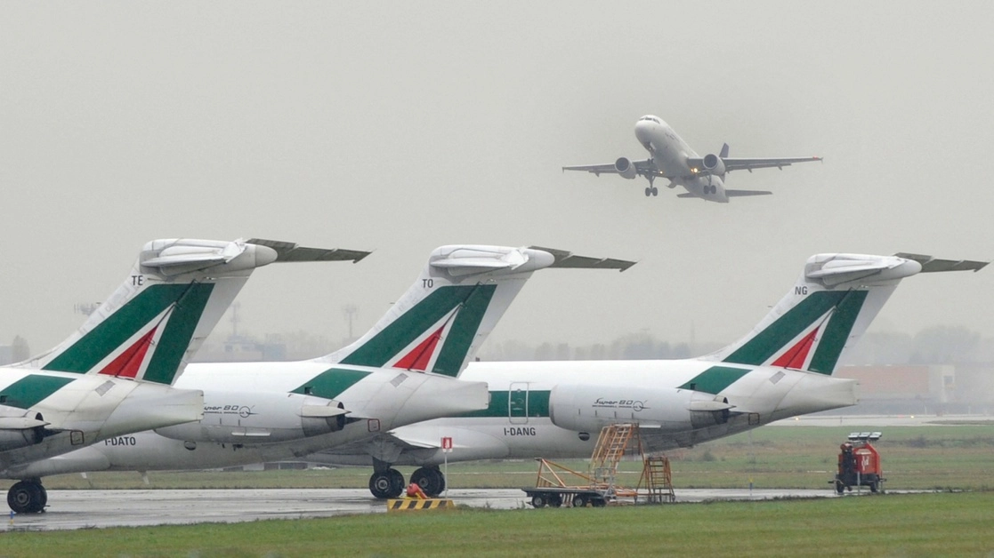 Aeronaves de Alitalia en imagen de archivo. Foto Afp