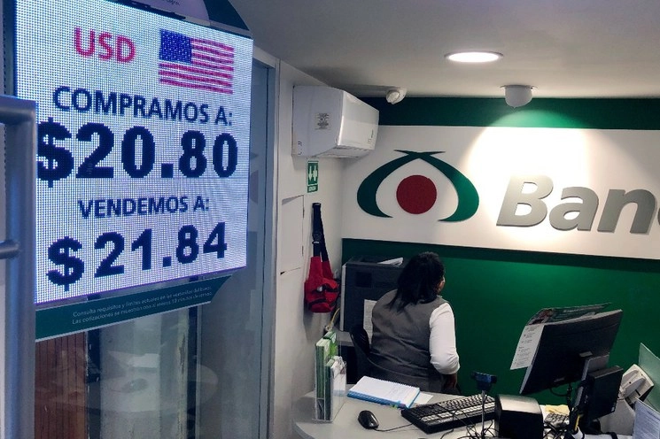 Una sucursal bancaria en la CDMX. Foto Luis Castillo/ archivo
