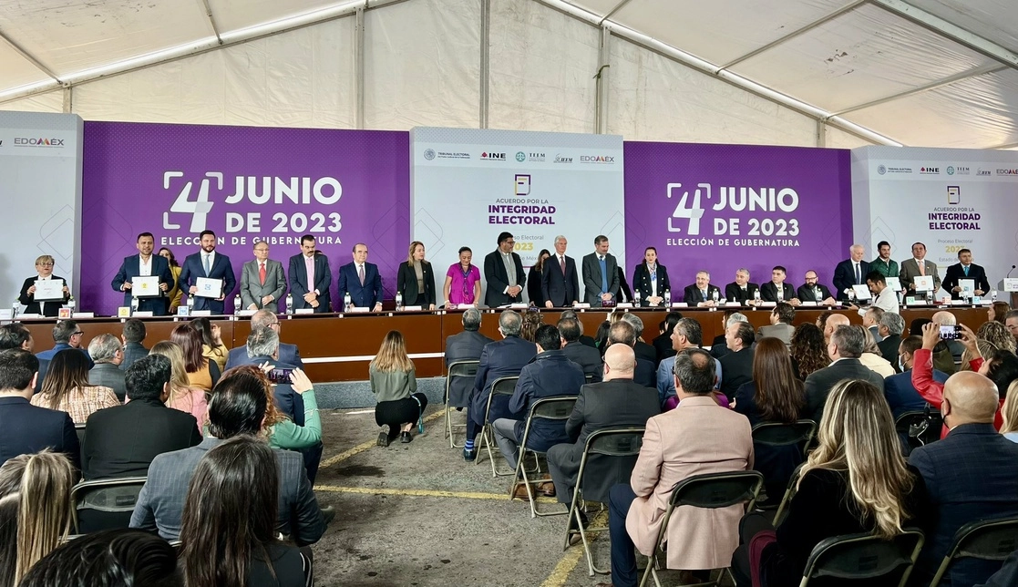 Los partidos políticos de Edomex firmaron el Acuerdo por la Integridad del Proceso Electoral 2023. Foto Tomada del Twitter @IEEM_MX