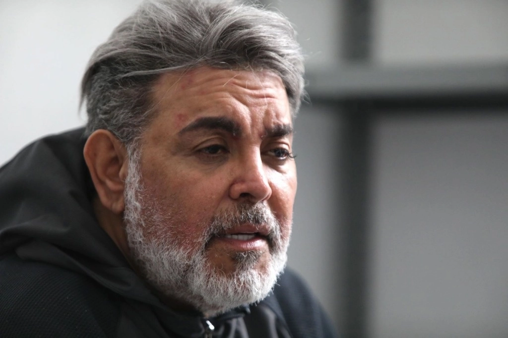La telaraña de relaciones de Hurtado, detenido e investigado por presuntos delitos de tráfico de influencias, cohecho y otros, fue construida mediante intercambios de favores. Foto tomada de X.