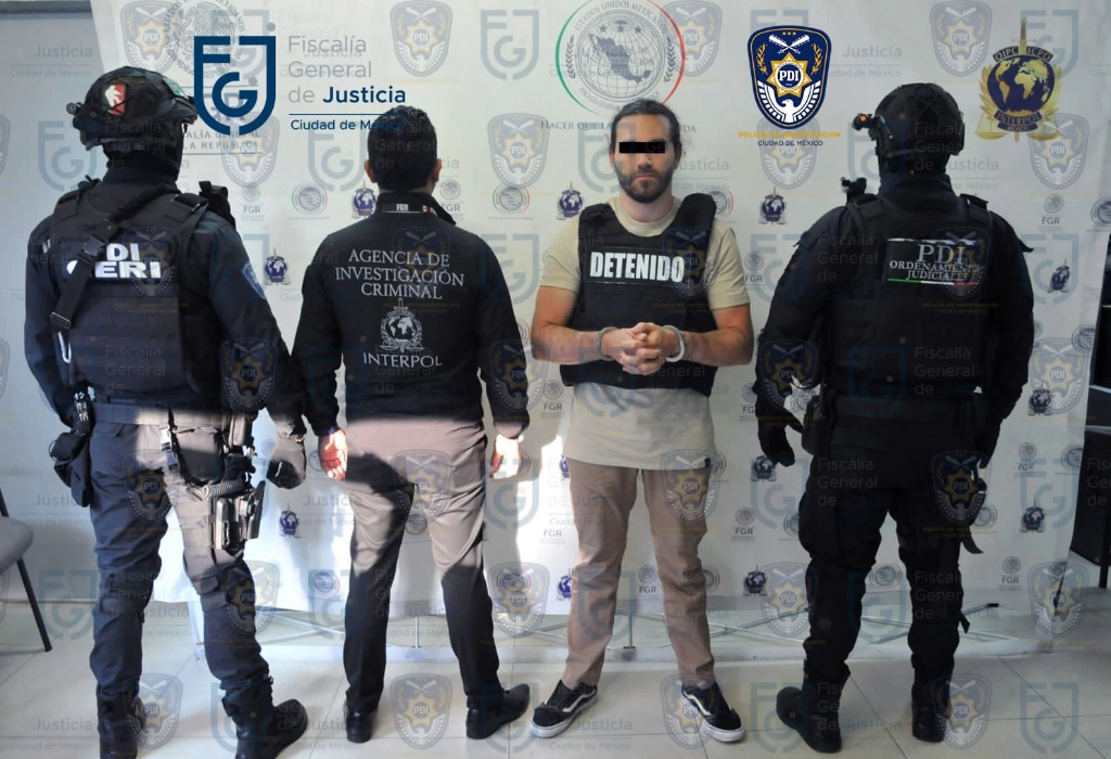 Un presunto homicida fue detenido en la CDMX luego de ser extraditado de España donde se escondía. Foto FGJCDMX