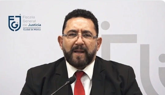 Ulises Lara, vocero de la Fiscalía de la CDMX ofreció un mensaje sobre los logros en materia de desapariciones. Foto @FiscaliaCDMX 