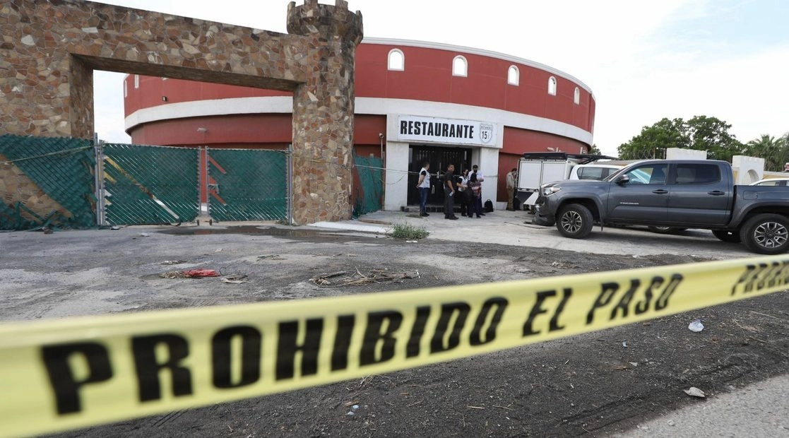 A la empleada del motel Nueva Castilla (en la imagen), donde fue encontrado el cuerpo de Debanhi Escobar, se le imputarán los delitos de falsedad de declaraciones y encubrimiento”. Foto Cuartoscuro / Archivo
