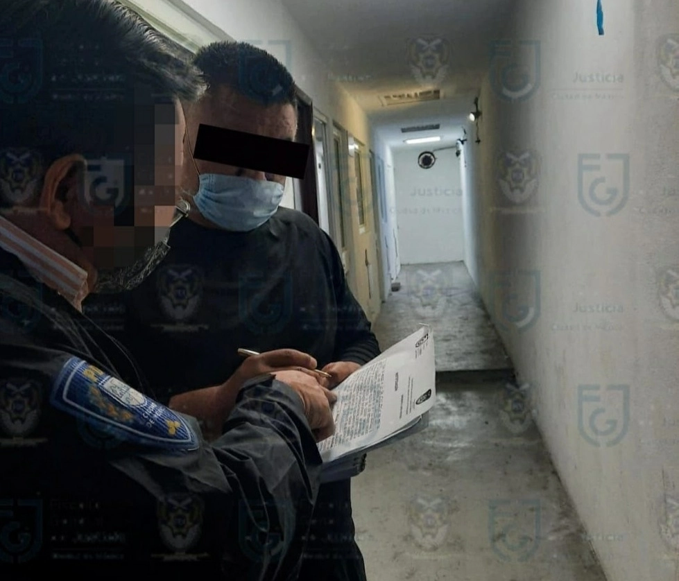 El Consejo de Honor y Justica de la Fiscalía, notificó al agente sobre las suspensión de sus funciones. Foto FGJCDMX