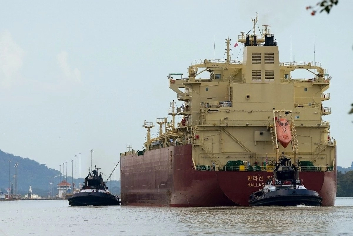 En la tarde del 8 de marzo, un buque petrolero llamado Torm Agnes entró al Puerto de Ensenada, en la costa del Pacífico de México, transportando casi 120 mil barriles de diésel.