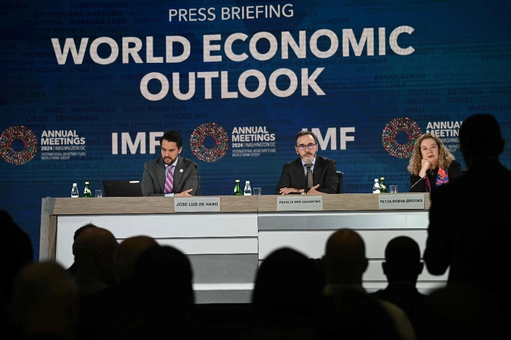 El economista en jefe del FMI, Pierre-Olivier Gourinchas, durante un evento en Washington, DC, el 22 de octubre de 2024. Foto Afp