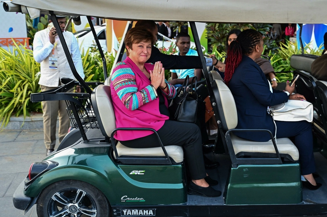 Kristalina Georgieva, directora del FMI, durante su participación en la reunión para alcanzar un acuerdo sobre la restructuración de la deuda de los países en desarrollo, en la ciudad india de Bangalore. Foto Afp.
