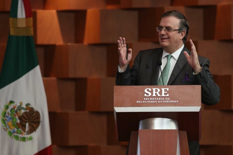 El canciller Marcelo Ebrard durante el evento conmemorativo del Día Internacional de las Mujeres. Foto José Antonio López