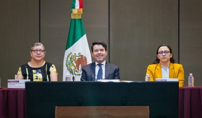 La jornada arrancó con una mesa de trabajo inicial y cuatro temáticas. Foto Segob