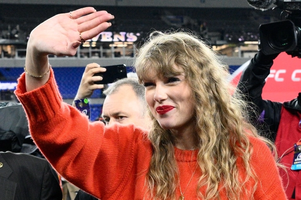 Taylor Swift después del partido de futbol americano entre los Cuervos de Baltimore y los Jefes de Kansas City, el 28 de enero de 2024. Foto Ap