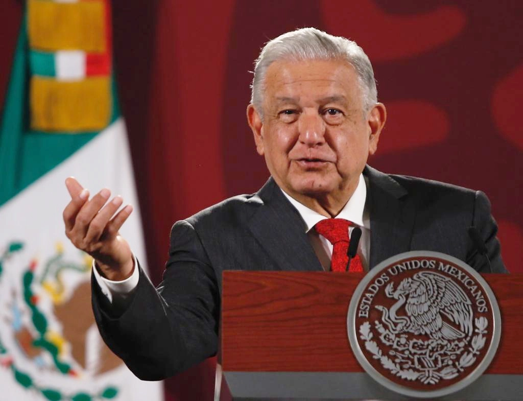 El presidente de México. Andrés Manuel López Obrador, durante su conferencia matutina en Palacio Nacional, en la Ciudad de México, el 23 de marzo de 2022. Foto Guillermo Sologuren