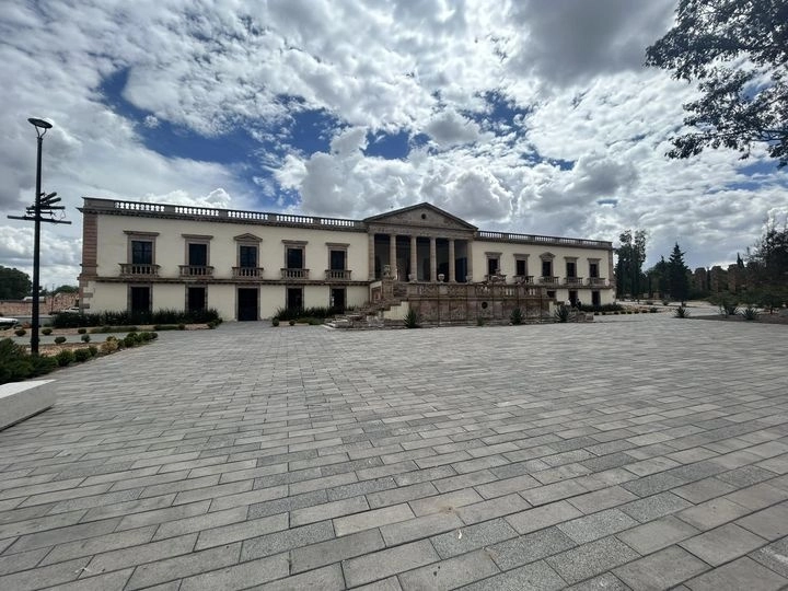  La ciudad de Fresnillo, Zacatecas, con una población superior a los 240 mil habitantes, sólo cuenta con 54 policías para labores de seguridad. Foto Facebook Javier Torres Rodríguez