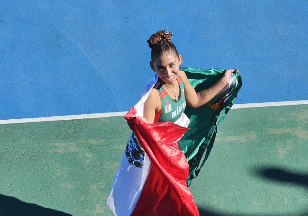 La tricolor consiguió el segundo puesto en esa competencia disputada en las pistas japonesas al terminar con un tiempo de 1:4.88 minutos. Foto