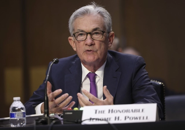 El presidente de la Reserva Federal, Jerome Powell, ayer durante una audiencia ante el Comité Bancario del Senado, en Washington, D.C. Foto Xinhua / Kevin Dietsch / Pool