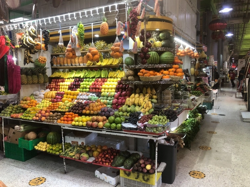 Mercado de San Juan en la Ciudad de México, en imagen del 23 de octubre de 2020. Foto Pablo Ramos 