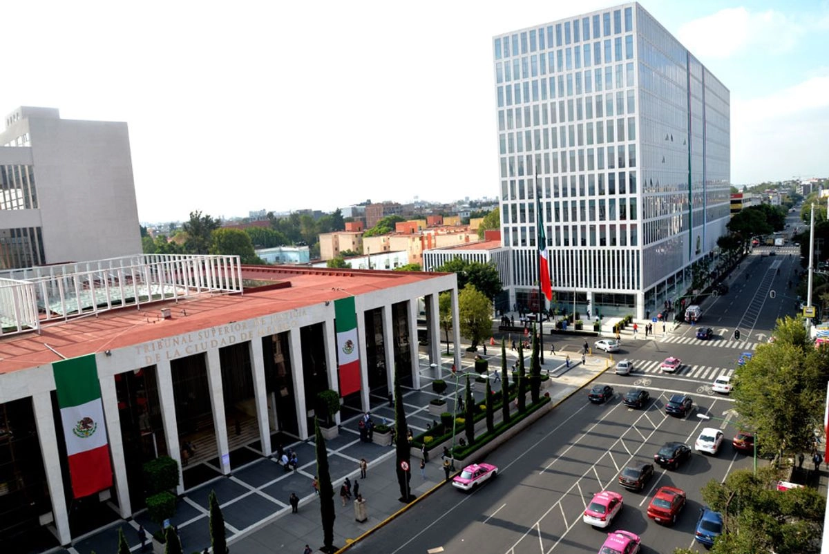 La presidencia del Tribunal Superior de Justicia de la Ciudad de México para el periodo 2025-2027 será elegida por las dos terceras partes del pleno que se integró el primero de septiembre pasado.