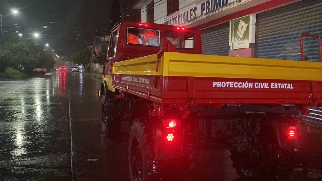 Hasta esta noche, el río Grande supera el 80 por ciento, seguido del dren Arroyo de Tierras al 85 por ciento. Foto tomada de X @pcmichoacan