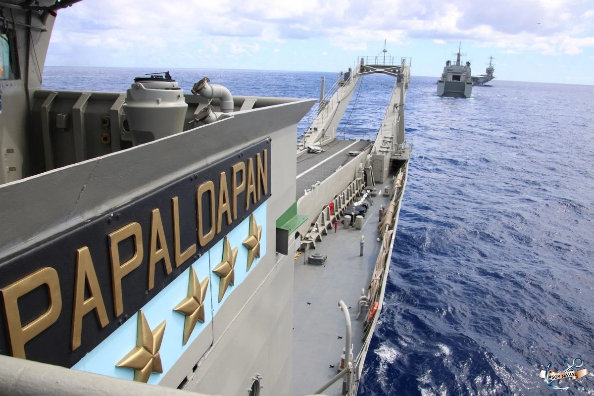 Informó la Semar que el operativo realizado por instituciones federales en Mapastepec, Chiapas, incluyó maniobras navales de bloqueo en la bocabarra El Castaño. Foto 