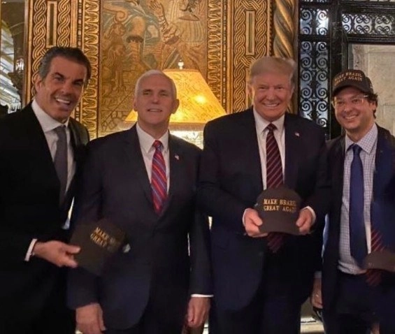 Fabio Wajngarten, jefe de la Secretaría Especial de Comunicaciones, publicó en Instagram una foto suya junto al presidente de Estados Unidos, Donald Trump (fabiowajngarten)