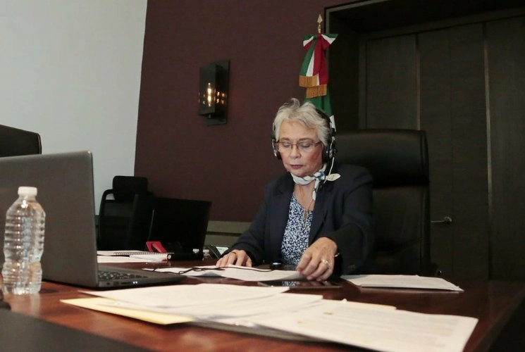 La secretaria Olga Sánchez Cordero dijo que desde la Segob “se ha escuchado y dado respuesta a los reclamos tanto de médicos y enfermeras” en cuanto a insumos y otros aspectos. Foto cortesía de SG 